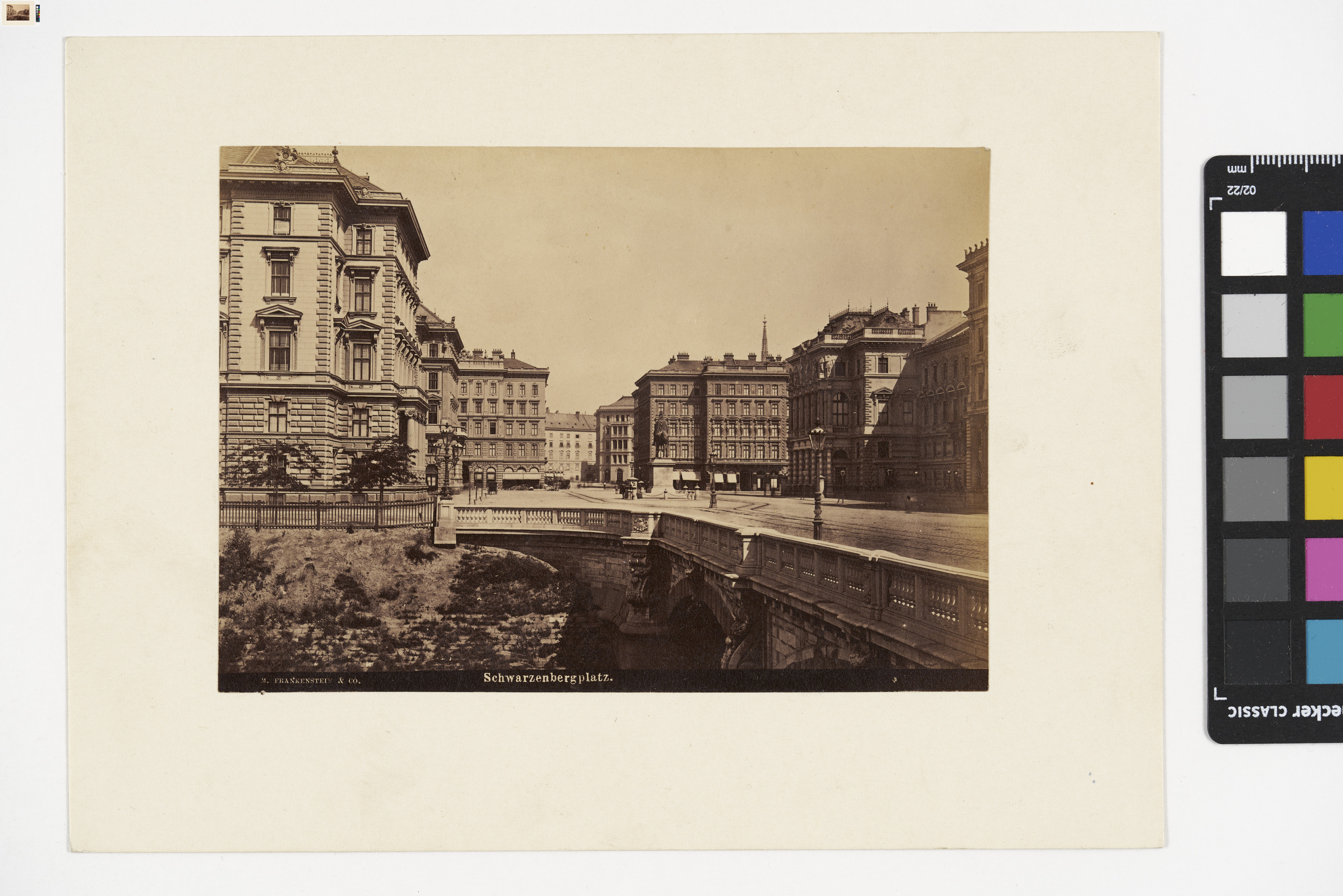 1 Schwarzenbergplatz Allgemein Blick von Schwarzenbergbrücke