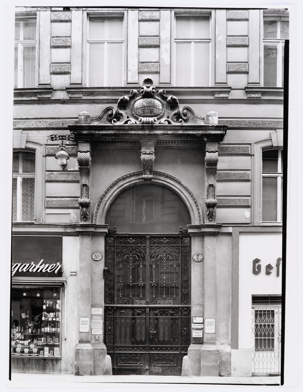 Fotodokumentation Ringstraße: 9., Garnisongasse 7, Wohnhaus, Portal ...