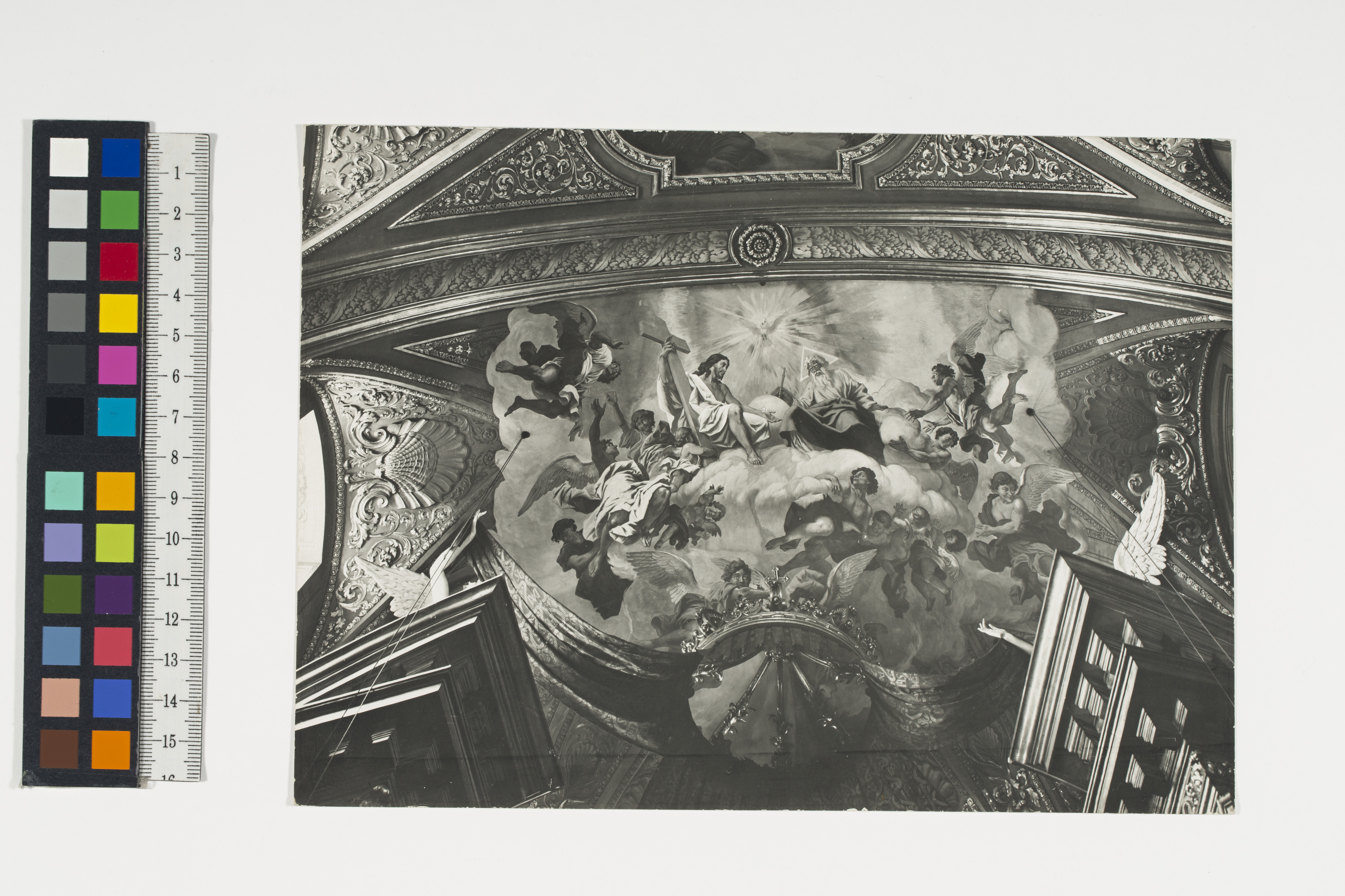 1., Dr.IgnazSeipelPlatz Jesuitenkirche Innenansicht