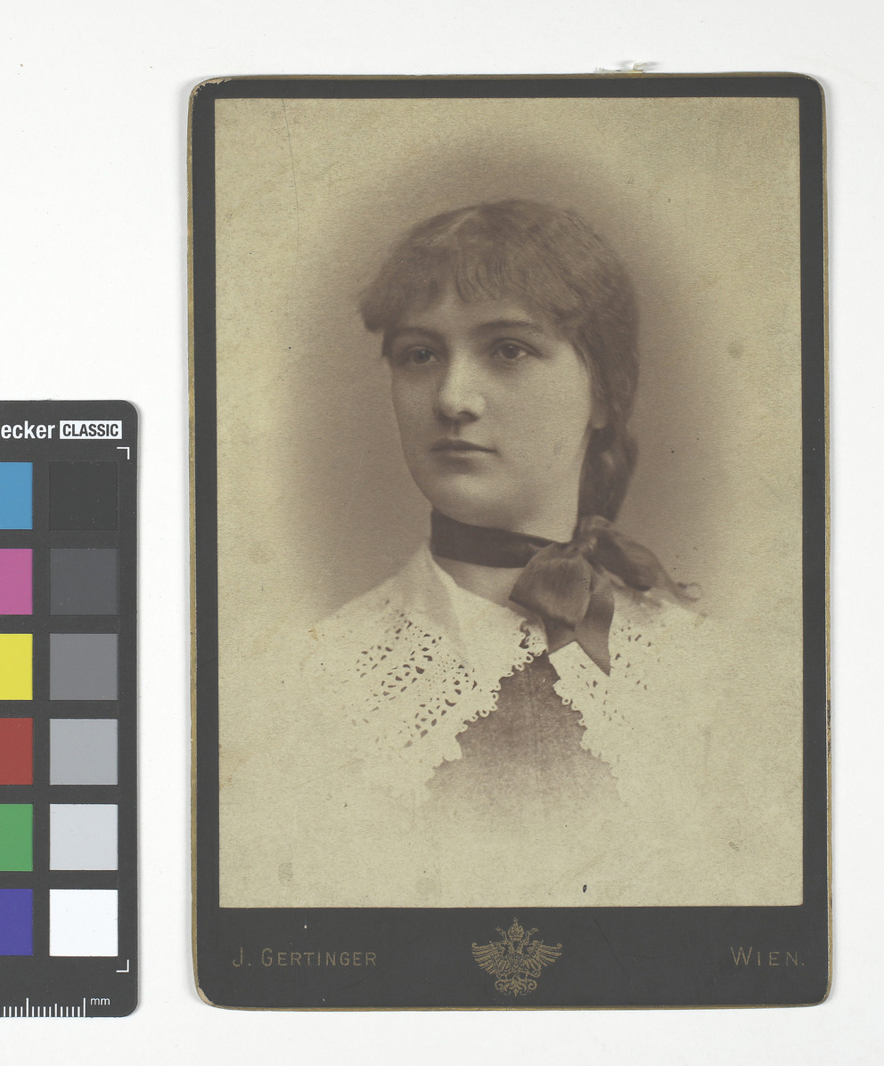 Hedwig Bleibtreu (18681958), Schauspielerin (rückseitig mit