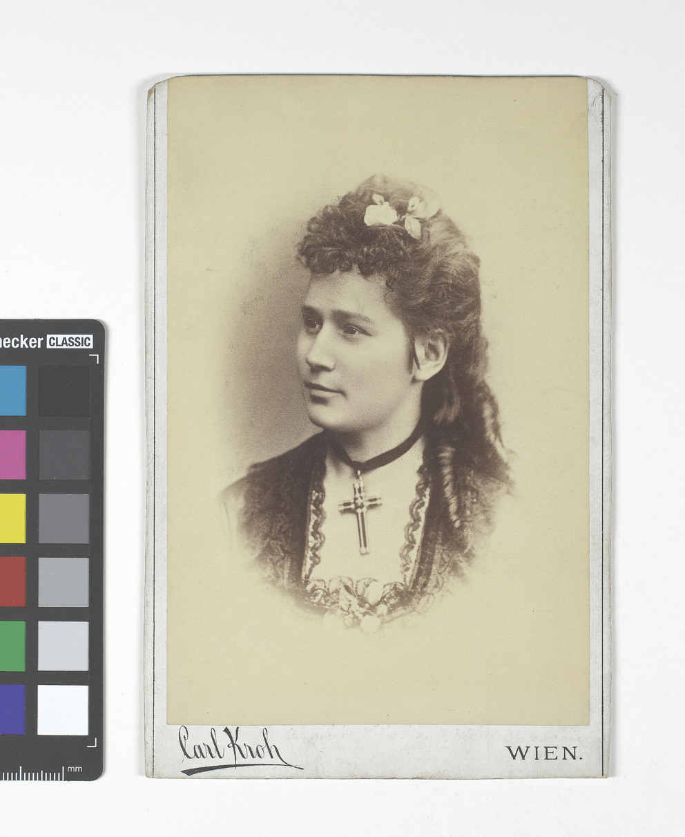 Auguste Felicitas Luntz (geb. Wielemans, 18451885), Ehefrau des