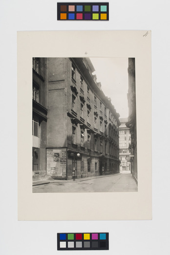1., Dorotheergasse 4 Blick in Richtung Graben Wien Museum Online