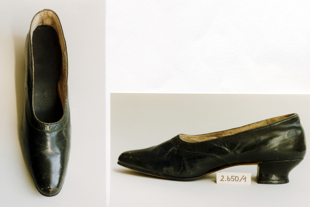 Pumps Wien Museum Online Sammlung