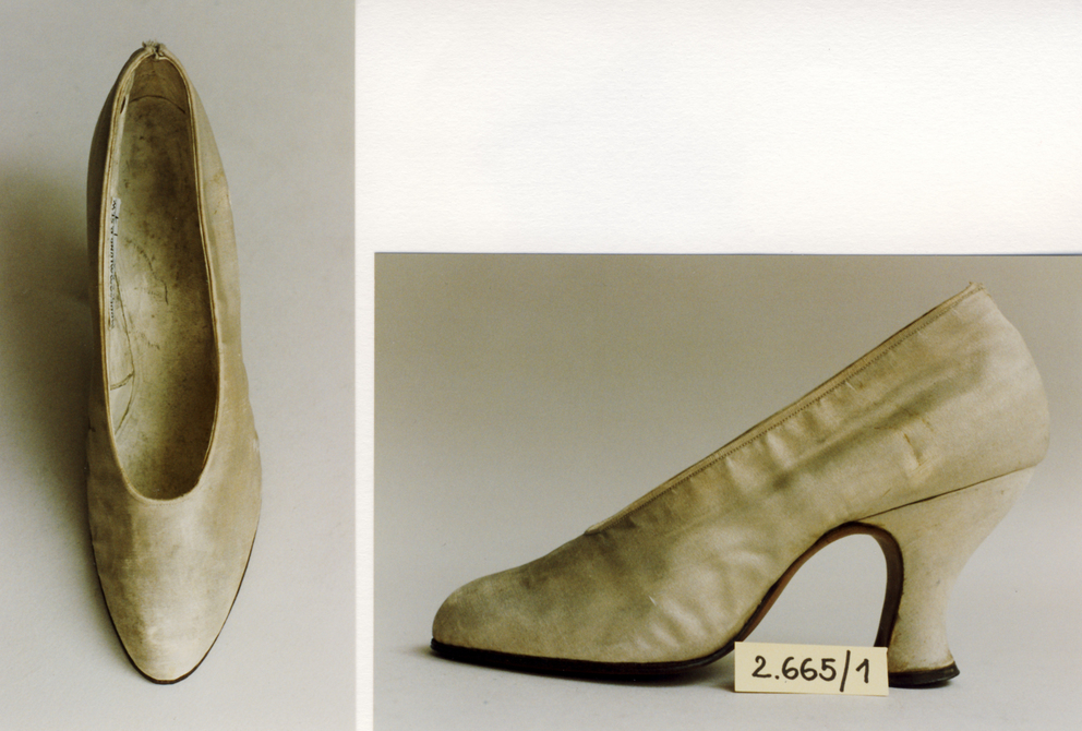 Pumps Wien Museum Online Sammlung